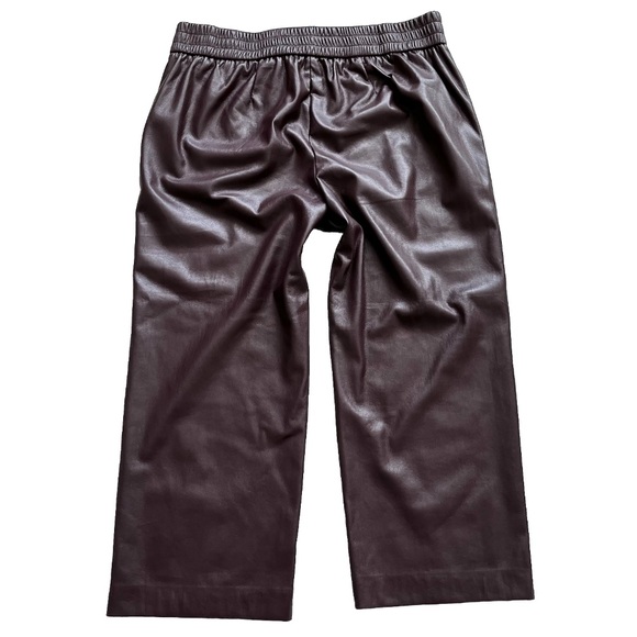 CHICO’S BURGUNDY WINE RED LEATHER CROPPED PULL ON PANTS SIZE 2.5/14 TRENDY - Picture 2 of 7